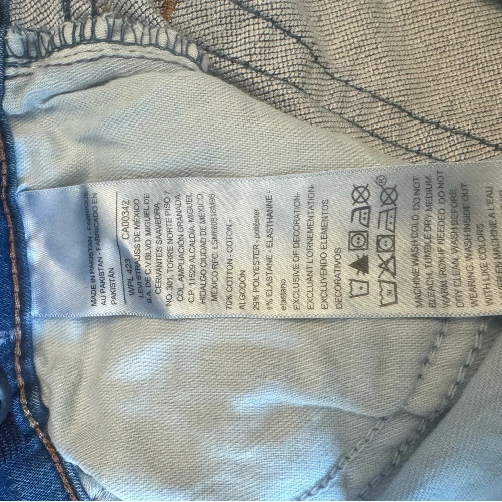 Signature Levi Strauss boys size 12‎ r slim
